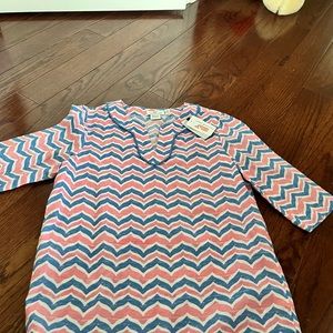 Vineyard vine sweater and shirt